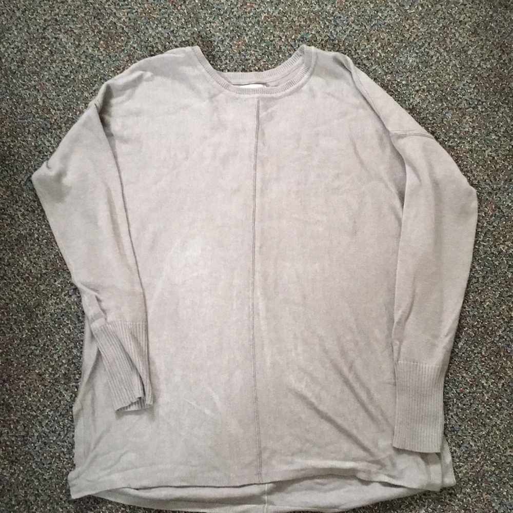 Can Heusen gray sweater